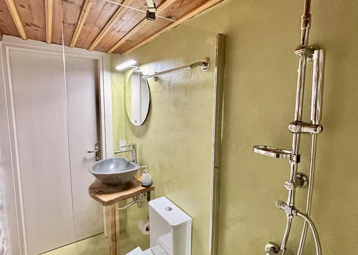 Atelies View House Apartman *