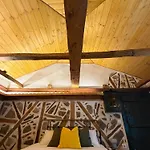 Atelies View House
